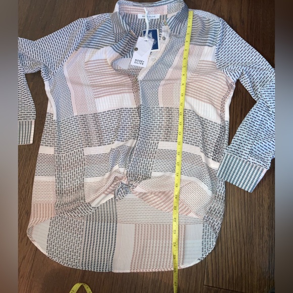 NWT Rose + Olive Tie Front button down Top Small - Picture 11 of 12